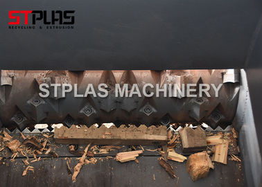 De industriële Houten Chipper Enige Schacht van de Ontvezelmachinemachine voor het Hout van het Verbrijzelingsafval