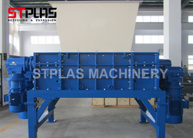 De dubbele Machine van de Schacht Industriële Plastic Ontvezelmachine voor Plastic Fles/hard Vlokken