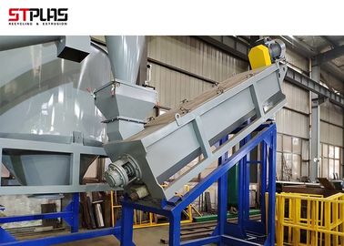Plastic Fles het HUISDIERENschroot die van de Recyclingsmachine de Wasmachine van de Lijnfles wassen