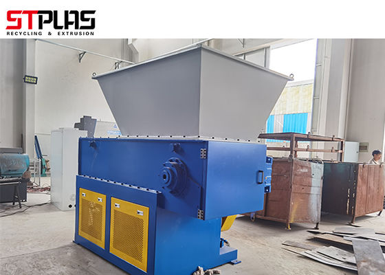 110kw OEM D2 Machine van de Bladen de Rubberontvezelmachine
